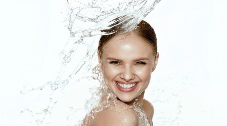 Η ενυδατική σειρά προσώπου που χρειάζεσαι πριν και μετά τις διακοπές