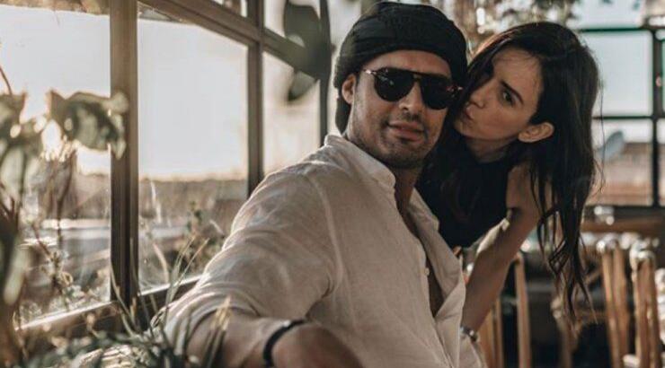 Aρετή Θεοχαρίδoυ: Δείτε τι φόρεσε στη μικρή Κύνθια και το λατρέψαμε