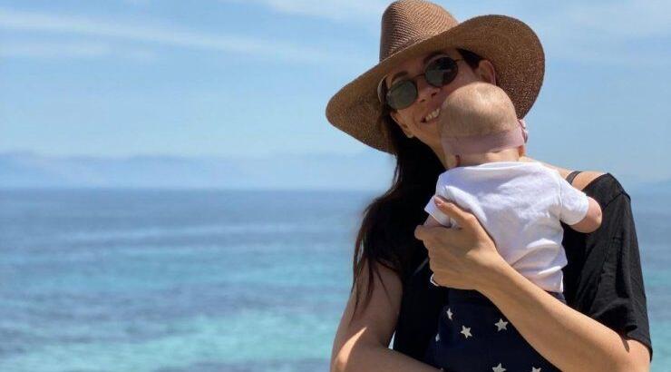 Αρετή Θεοχαρίδη: Η σύζυγος του Σάββα Πούμπουρα μας έβαλε στο ολοκαίνουργιο δωμάτιο της κόρης τους [εικόνα]