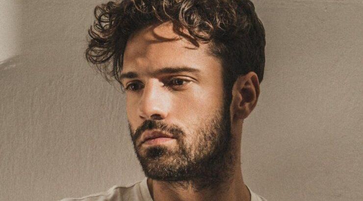 Κωνσταντίνος Αργυρός: Η φωτογραφία από την εφηβεία του που δεν είδαμε ποτέ 