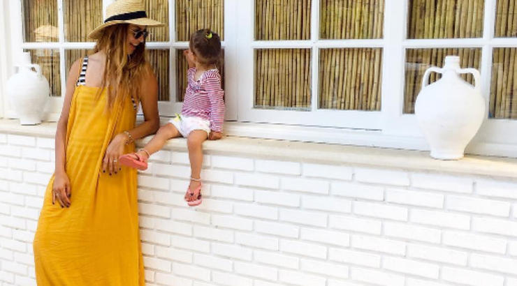 Κωνσταντίνα Ευριπίδου με Αριάδνη: Μαμά και κόρη με ασορτί μαγιό!