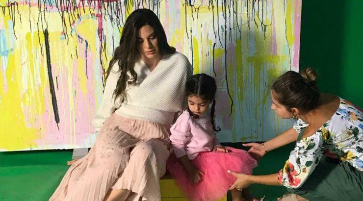 Αριάνα Παπαδοπούλου: Φωτογραφήθηκε με την κόρη της για την εκστρατεία της Madame Figaro! 