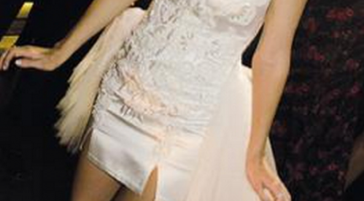 Οι πρώτες φωτογραφίες από το γάμο Ελληνίδας ηθοποιού μετά από δύο μήνες!