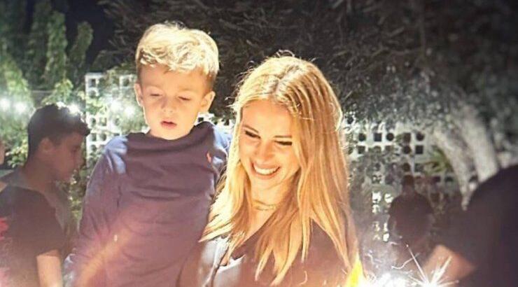 Χριστιάνα Αριστοτέλους: Η γλυκιά αντίδραση του γιου της Ανδρέα όταν του ευχήθηκε για τη γιορτή του [βίντεο]