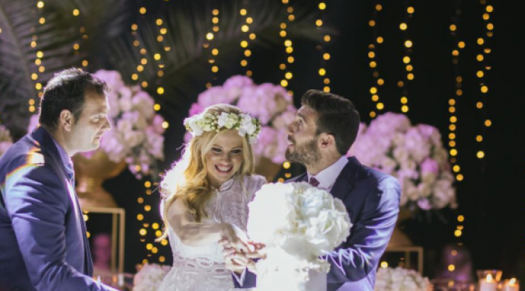 Το απίστευτο σχόλιο Έλληνα παρουσιαστή για την κουμπάρα Αριστοτέλους – Εφραίμ!