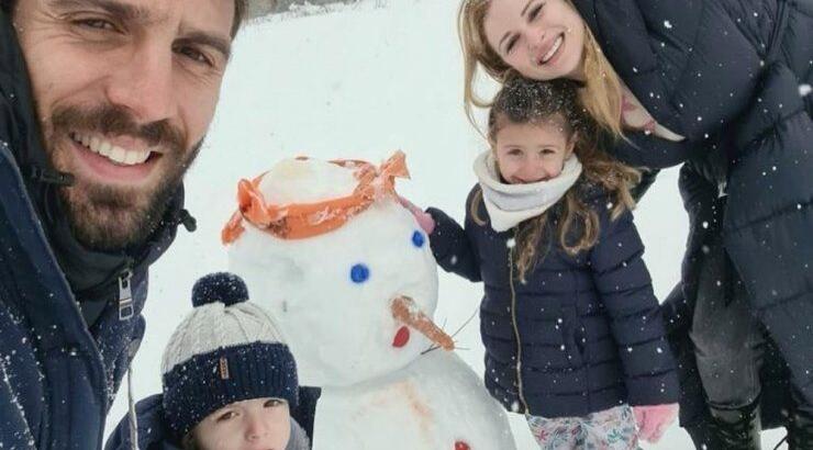 Χριστιάνα Αριστοτέλους: Ξετρελαμένα τα παιδάκια της με τη χιονόπτωση στον Στρόβολο! [βίντεο]