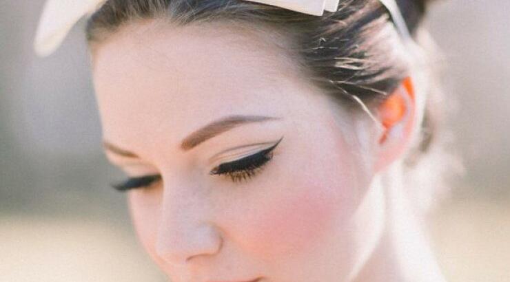 O make up artist, Βαλεντίνος Νικολάου μας δίνει συμβουλές για ένα τέλειο νυφικό μακιγιάζ