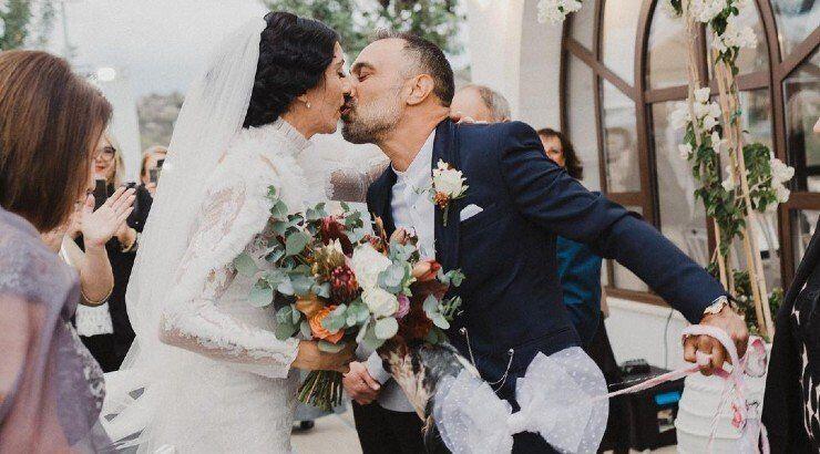 Ελένη Αρτυματά: Τα πρώτα λόγια και τα επίσημα στιγμιότυπα μετά τον γάμο της!