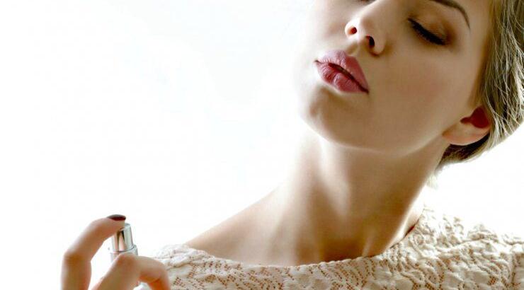 Πώς να μυρίζετε όμορφα όλη τη μέρα
