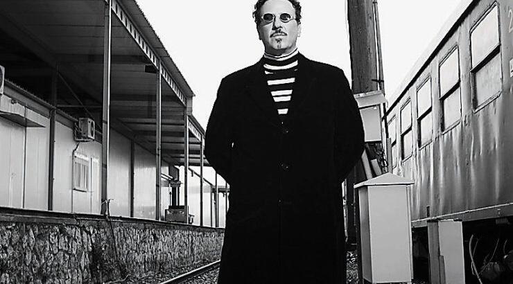 "Οι ράγες πίσω μου" από το θέατρο Διόνυσος