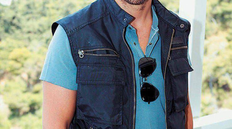 O Κωνσταντίνος Μαρκουλάκης αγκαλιά με την μητέρα του [εικόνες]