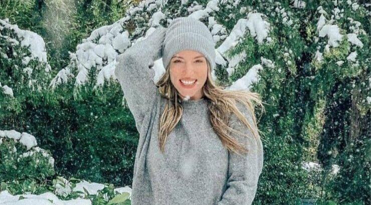 Αθηνά Οικονομάκου: Δείτε πόσο έχει μεγαλώσει η κοιλίτσα της