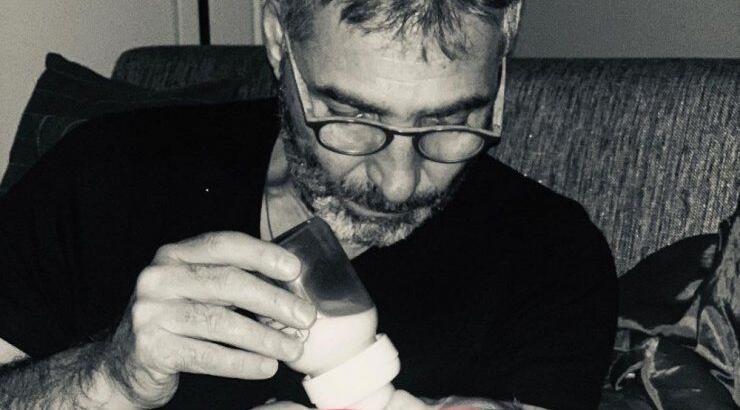 Θοδωρής Αθερίδης: Το απολαυστικό βίντεο που δημοσίευσε μαζί με τον εγγονό του