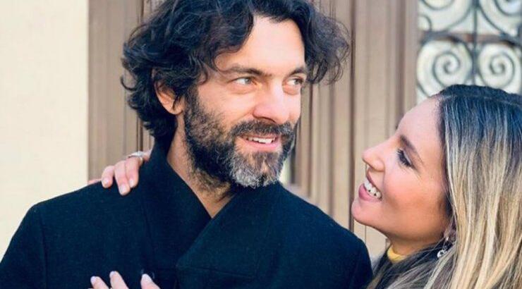 Αθηνά Οικονομάκου: Η σπάνια δημόσια εμφάνιση με τον σύζυγό της και τον γιο τους [εικόνες]