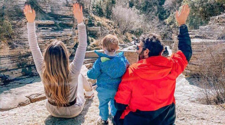 Αθηνά Οικονομάκου: Μας έδειξε τον 2χρονο Μάξιμο με τον μπαμπά του στο ποδήλατο και είναι αξιολάτρευτη εικόνα