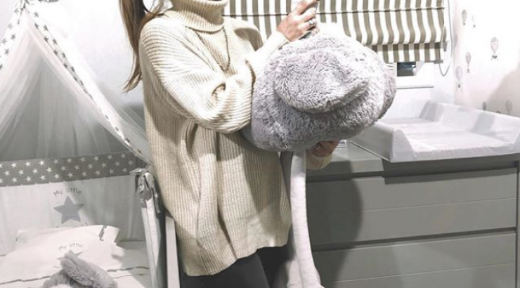 Αθηνά Οικονομάκου: Οι πρώτες εικόνες από το μαιευτήριο!