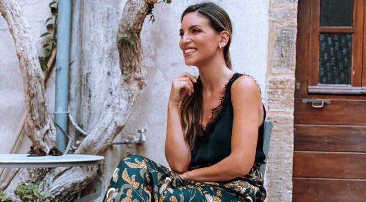 Αθηνά Οικονομάκου: Μας έβαλε στην τραπεζαρία του σπιτιού της και τη ζηλέψαμε!