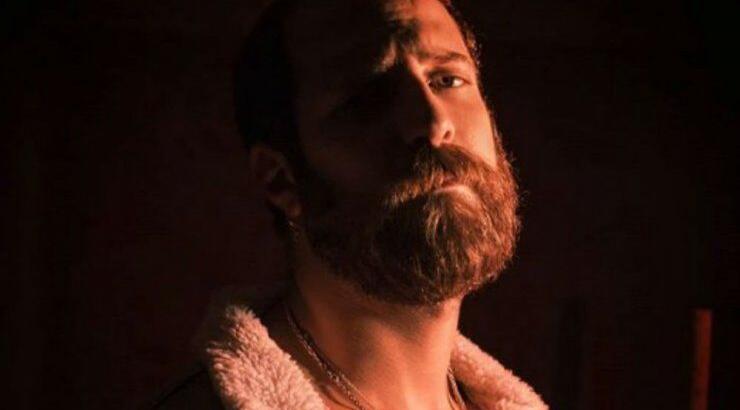 Άθως Αντωνίου: Η συγκλονιστική εξομολόγηση και το ξέσπασμα για τον πατέρα του!