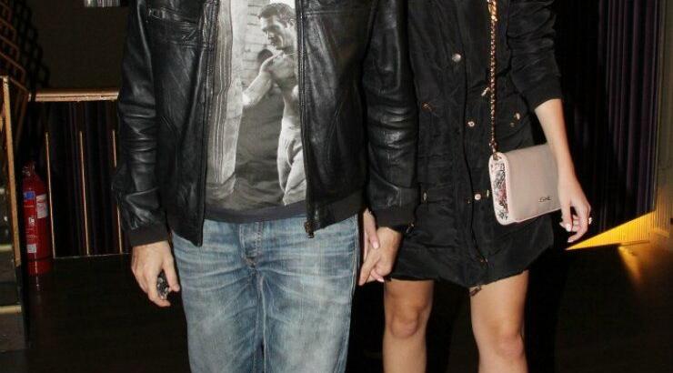 Δείτε την κουκλάρα Κύπρια σύντροφο του Παναγιώτη Μπουγιούρη με το μπίκινι της μαγιό στην παραλία