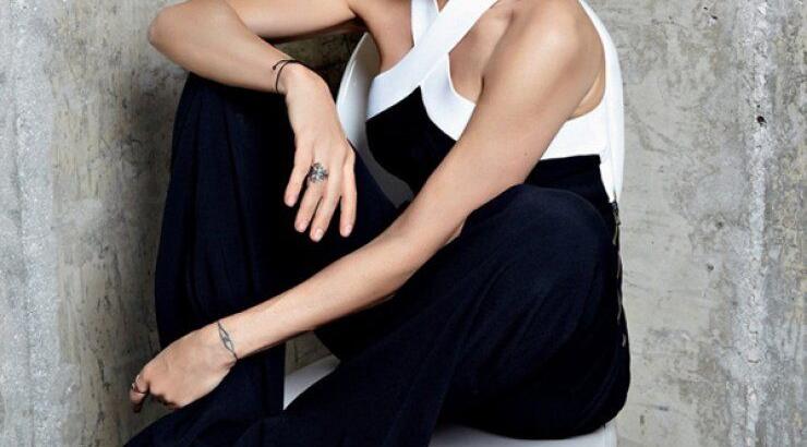 Άννα Βίσση: "Είμαι 57 ετών και είμαι η Άννα, η κόρη του μπακάλη"