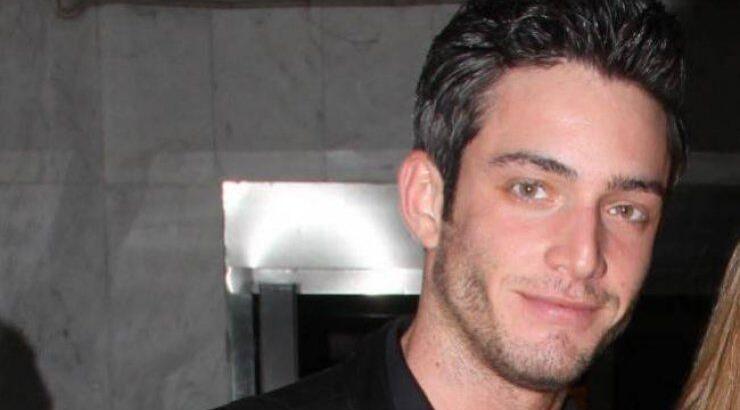 Θεοχάρης Ιωαννίδης: Απαντά πρώτη φορά γιατί "ανέβασε" την selfie την ώρα που ουρούσε δημόσια