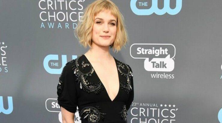 Baby bangs: Το hair trend του 2019 σε 7 φωτογραφίες