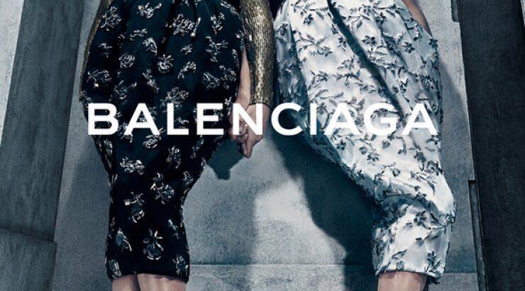 Η Kate Moss και η Lara Stone στην καμπάνια του Balenciaga