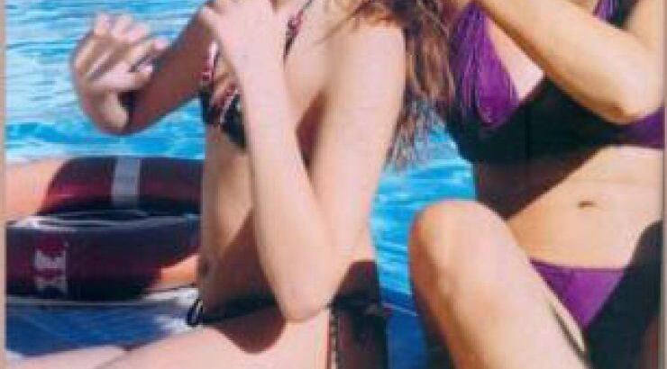 Βάνα Μπάρμπα: Οι βουτιές με την κόρη της στην Μύκονο