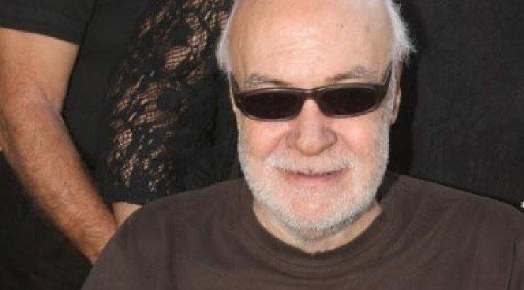 Δες τον μικρό γιο του Αντρέα Μπάρκουλη που του μοιάζει καταπληκτικά