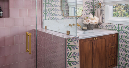 Πριν και Μετά: Η απίστευτη μεταμόρφωση ενός μικρού, αδιάφορου μπάνιου