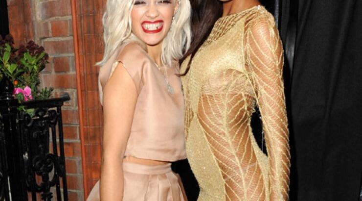 H Rita Ora στις γυναίκες της χρονιάς!