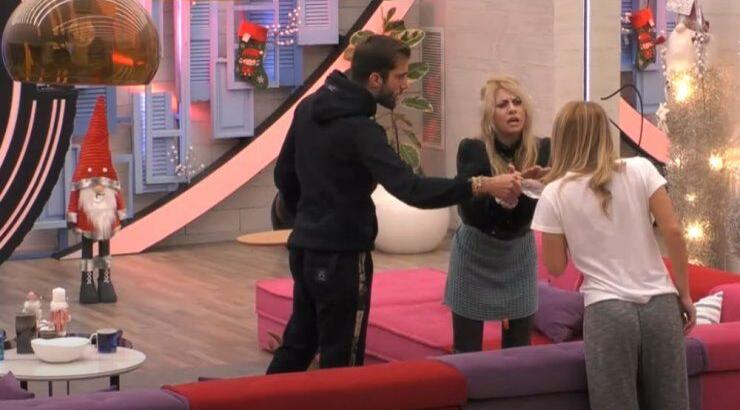 "Big Brother": Κόντεψαν να πιαστούν στα χέρια Άννα Μαρία και Σοφία [βίντεο]