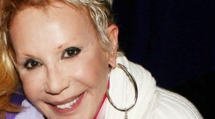 Ζωή Λάσκαρη: Ποιες ηθοποιούς της νέας γενιάς λατρεύει; 