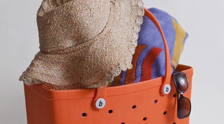  Style tips: Τι δεν πρέπει να βάλεις φέτος στην παραλία 