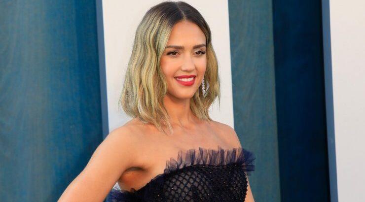 10 hairstyles για εσένα που έχεις μεσαίου μήκους μαλλιά