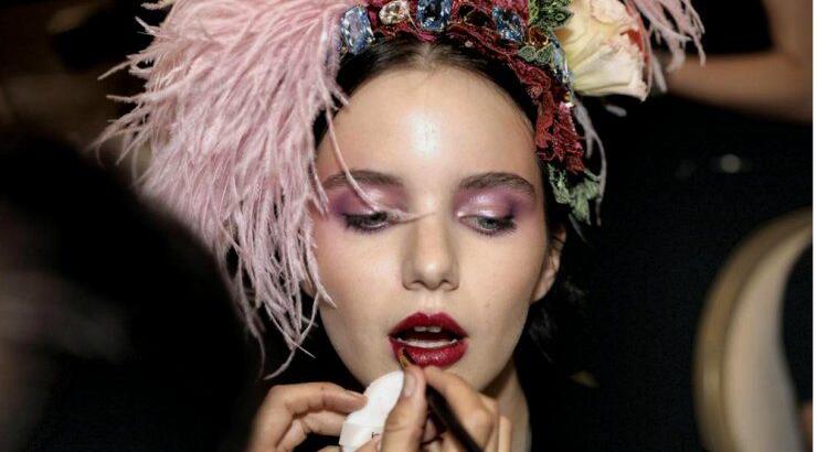 Πέντε προϊόντα μακιγιάζ που σίγουρα θα εντάξουμε στο φθινοπωρινό μας νεσεσέρ