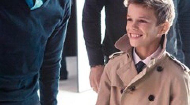  Christopher Bailey: O Romeo Beckham έχει πολύ καλό γούστο 
