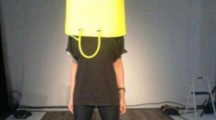 Ποια διάσημη κρύβεται κάτω από αυτή την τσάντα αξίας 2.000 ευρώ;