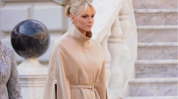 Total beige look: Υιοθέτησε την τάση του χειμώνα για stylish εμφανίσεις