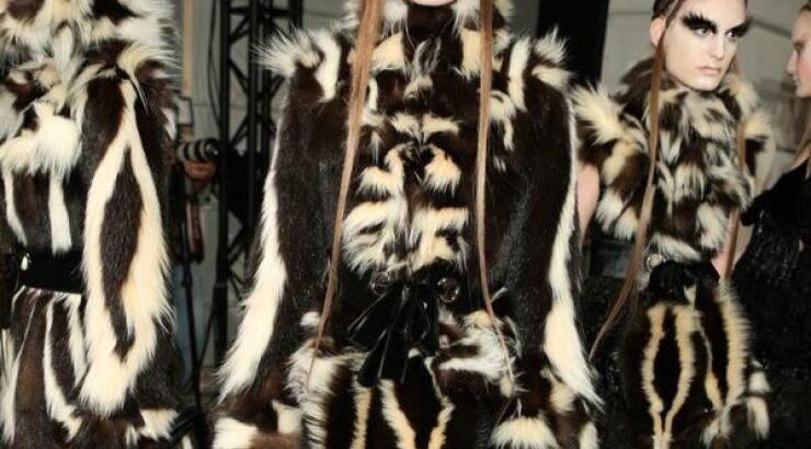 Το fashion show του Alexander McQueen στο PFW ( εικόνες)