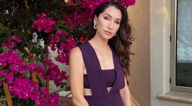 Καλεσμένη σε gala dinner: Η Bianca Makris μας έδωσε inspo για το makeup look μας 