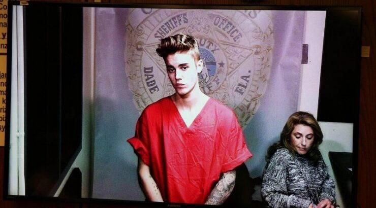 Σε βαθμό κακουργήματος οι κατηγορίες του Τζάστιν Μπίμπερ