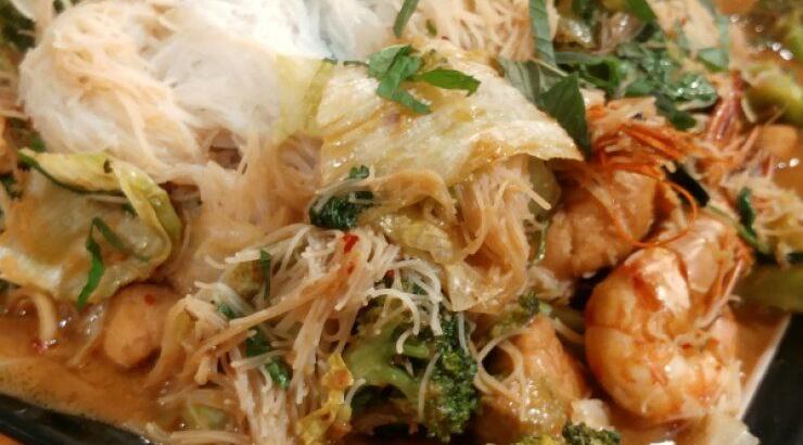 Κοτόπουλο με noodles