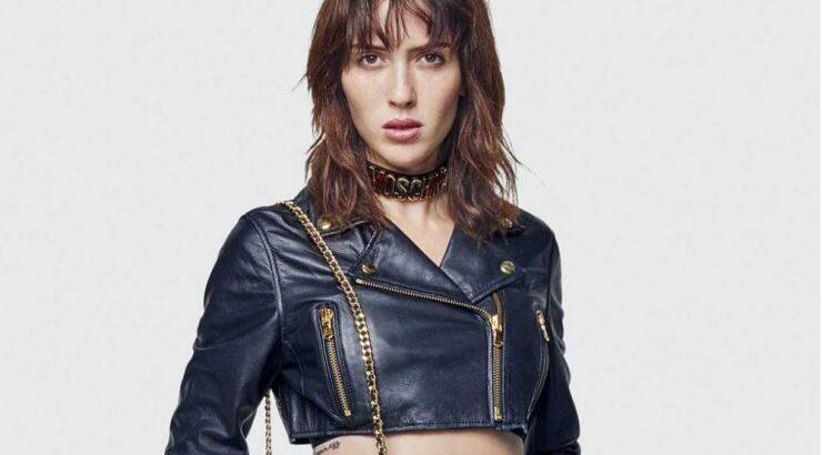 Sexy look με μαύρο και χρυσό