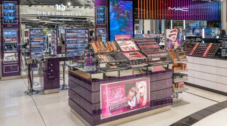 Spring Bloom στο ανακαινισμένο πολυκατάστημα Debenhams στο The Mall of Cyprus