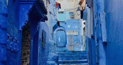 Chefchaouen: Η μπλε πόλη και το μάθημα της απλής αρχιτεκτονικής