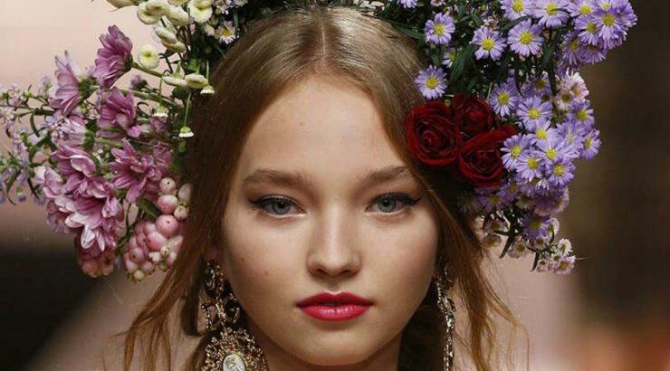 Τα 5 καλύτερα προϊόντα για εντυπωσιακά ζυγωματικά