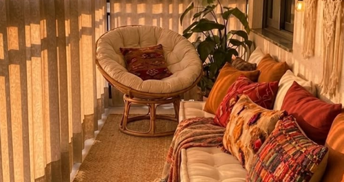 Μια έξυπνη, boho ιδέα για ένα μικρό μπαλκόνι