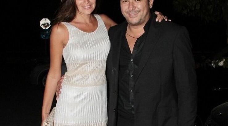  Ρέμος-Μπόσνιακ: Στην Τήνο για το τάμα του Αντώνη!