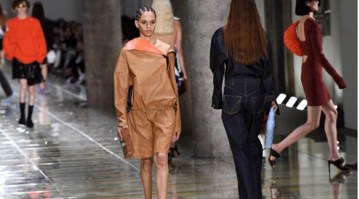 Ο οίκος Bottega Veneta έχει ετοιμάσει ένα online πρόγραμμα για να σε πείσει να μείνεις στο σπίτι